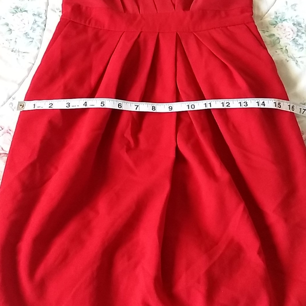 GUC H&M Festive Pencil Dress - Picture 9 of 9